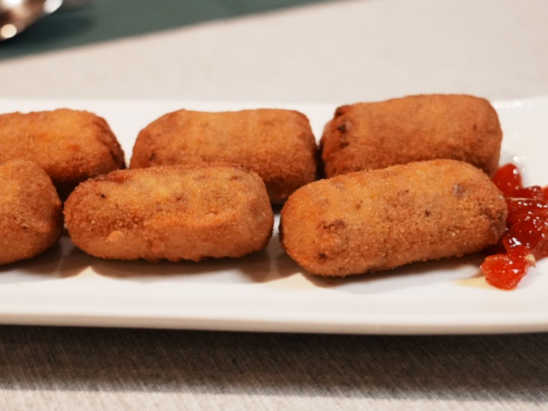 Carta de Restaurantes en Cerler, Paralelo, Croquetas de Txuletón