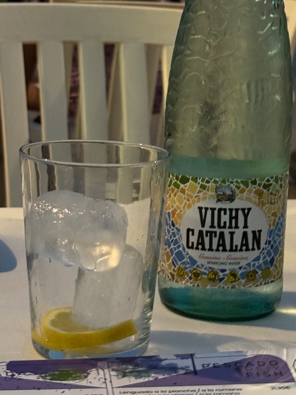 Carta de Restaurantes en Comarruga, El Pingüino Restaurante, Agua con gas