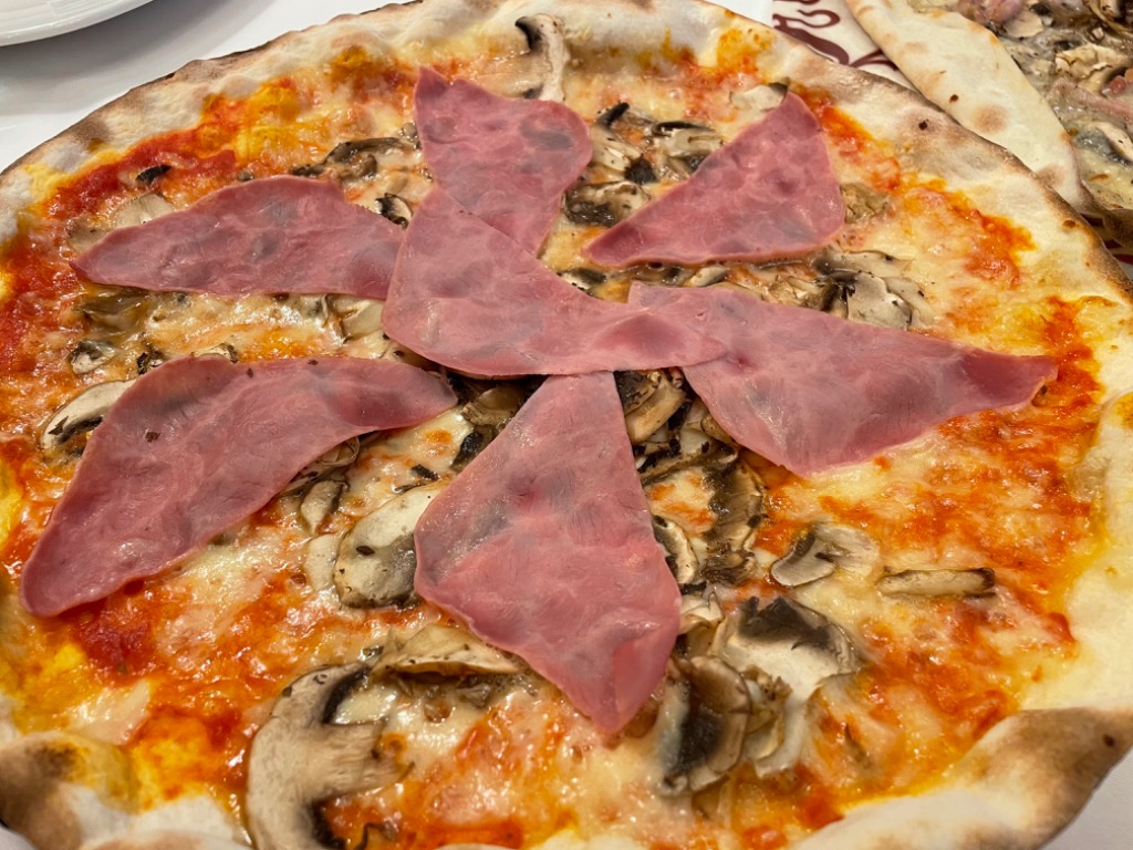 Carta de Restaurantes en Cordovilla, tagliatella, Pizza proscciuto