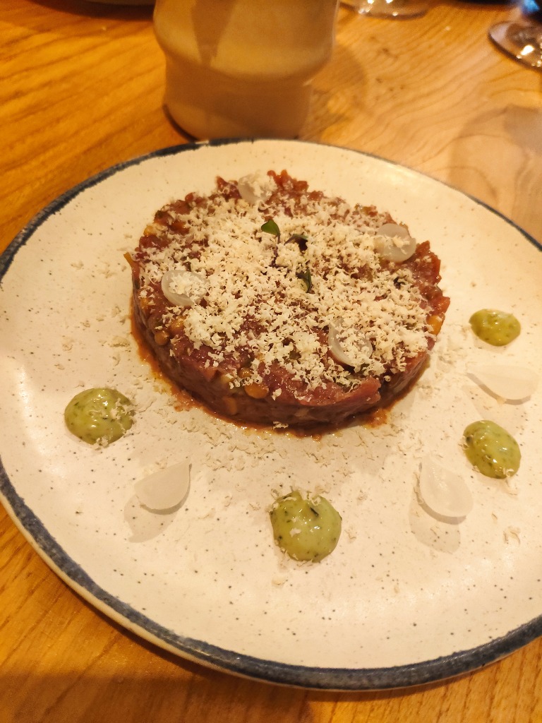 Gastronomy recommendation in Coruña: Steak tartar