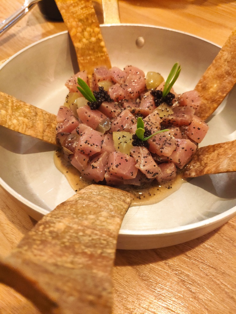 Gastronomy recommendation in Coruña: Tartar de atún uvas frescas