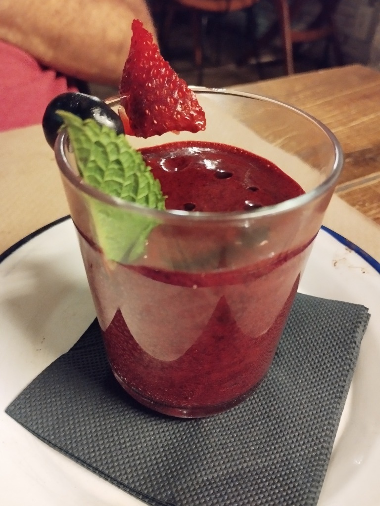 Carta de Restaurantes en Coruña, Barlovento, Espuma de frutos rojos