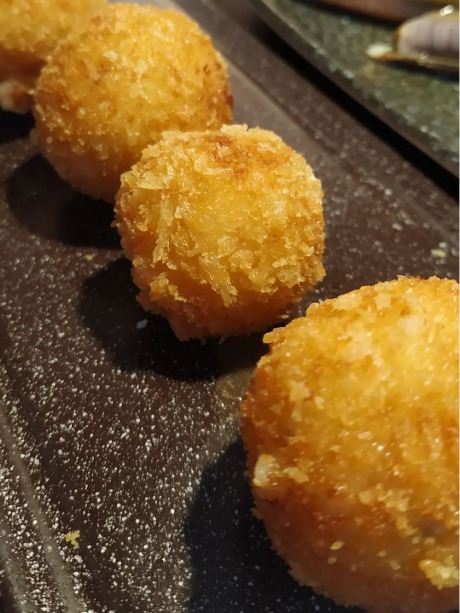 Carta de Restaurantes en Coruña, Restaurante Portela, Croquetas de cecina y queso azul