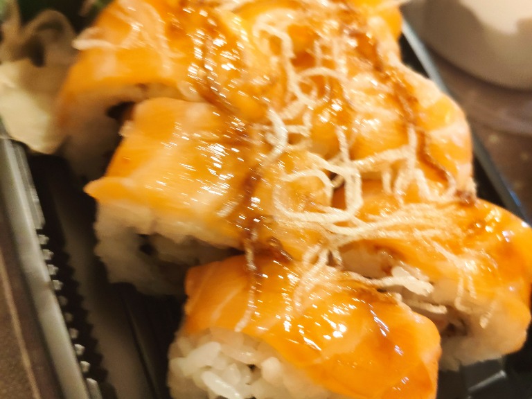 Menu of Restaurants in Coruña, Shouri Concept, Uramaki de aki roll crujiente