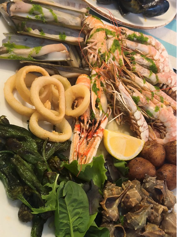 Carta de Restaurantes en Creixell, Mediterraneum Restaurant, Pica pica La Masieta