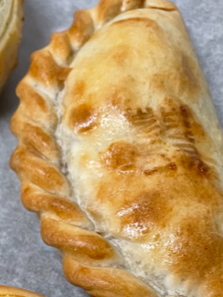 Carta de Restaurantes en Elche, Restaurante Empanadas Malvón, Empanadilla carne suave