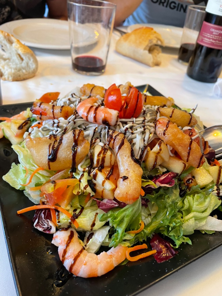 Carta de Restaurantes en Elgorriaga, Restaurante Hilarión, Ensalada templada de gulas y gambas