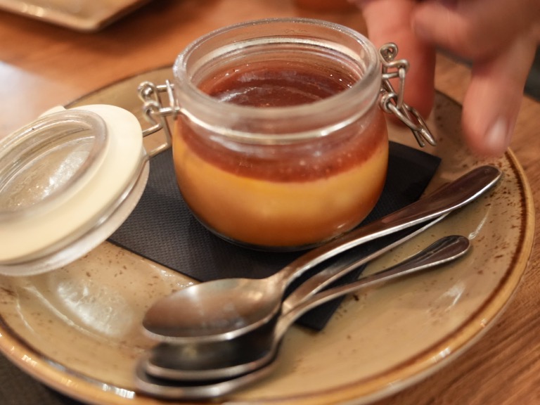 Carta de Restaurantes en Formentera, Restaurant Can Forn, Flan de queso con higos