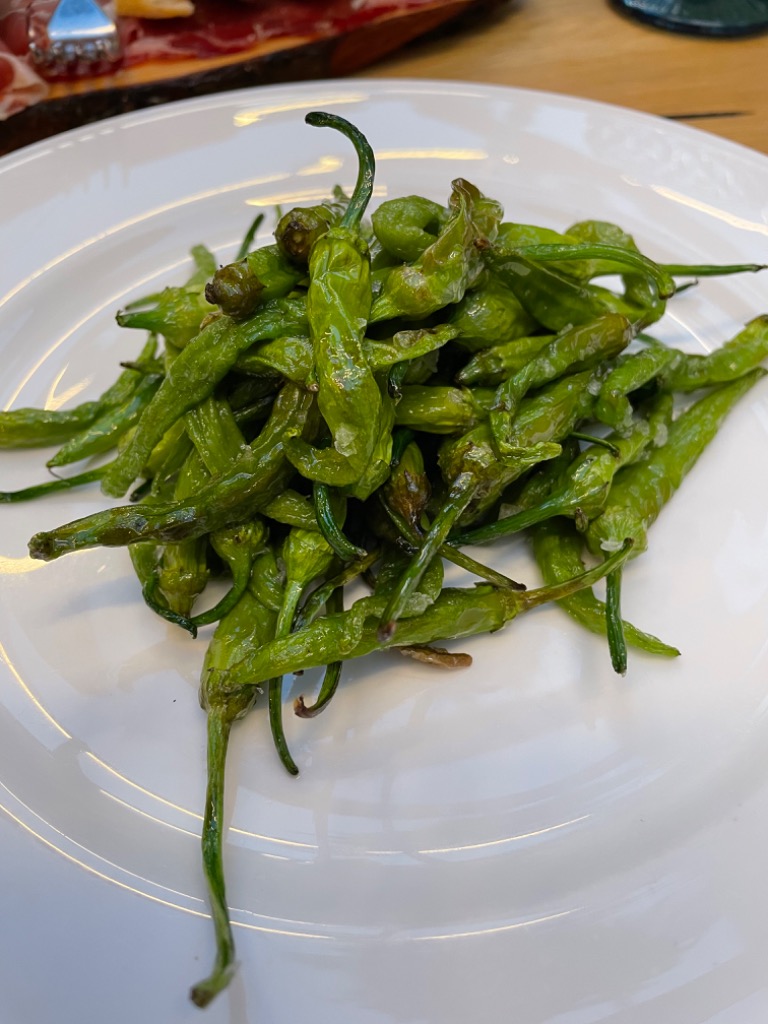 Carta de Restaurantes en Fuenterrabía, Arroka Berri Jatetxea, Piparras fritas