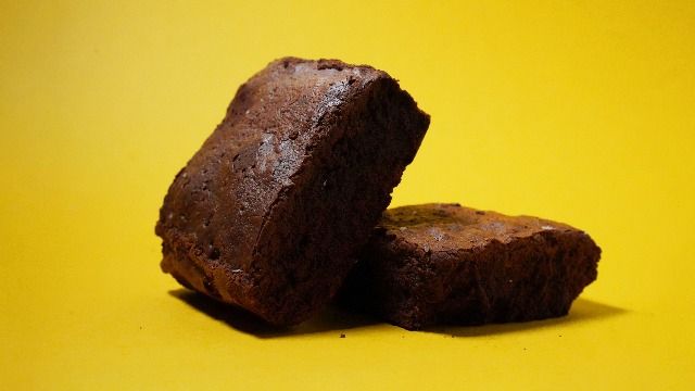 Carta de Restaurantes en Vitoria, WAYOYO -Etxean Egina-, Brownie Fudgy