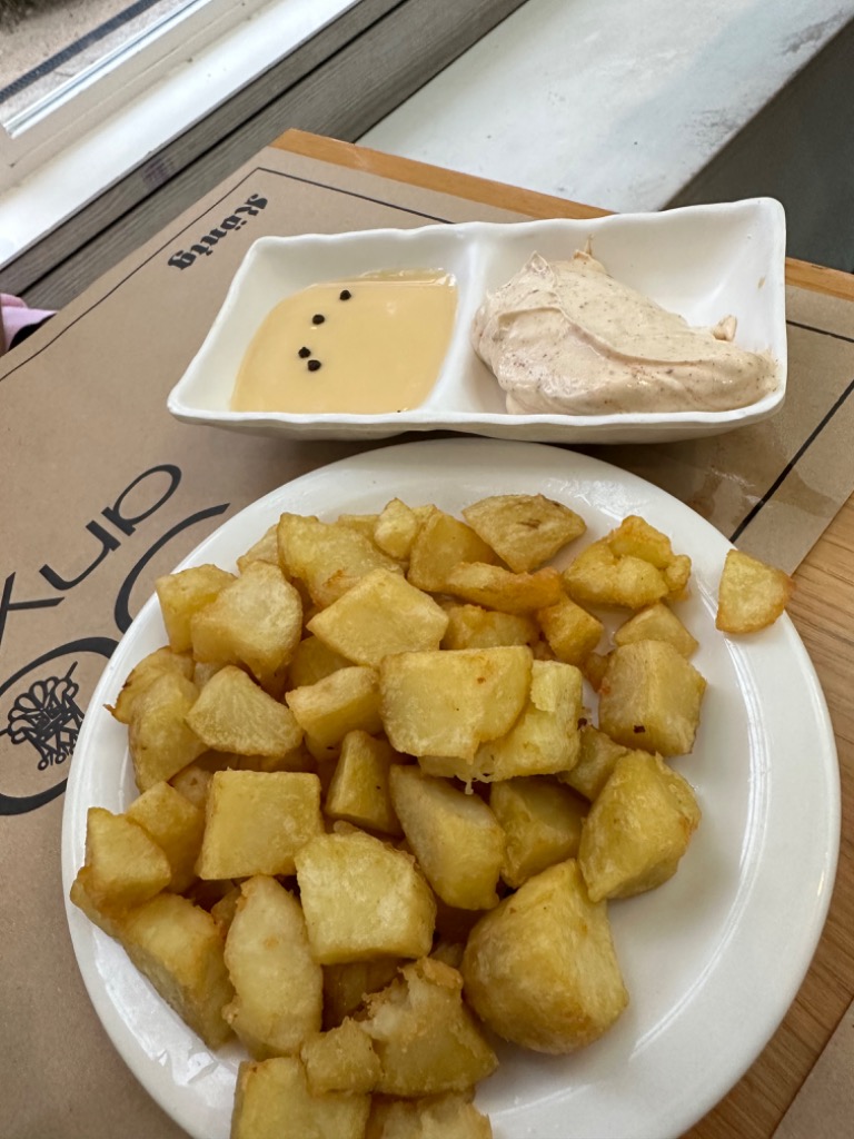 Menu of Restaurants in Girona, König Girona Nord, Patats bravas