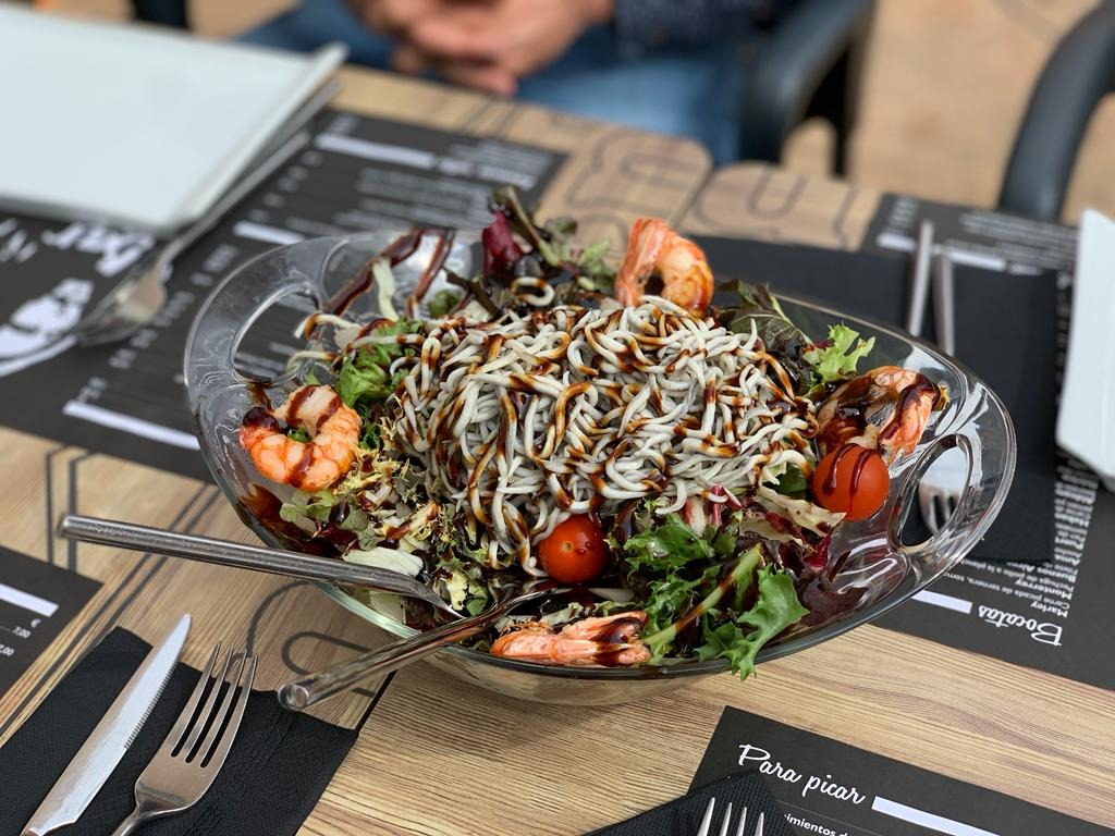 Carta de Restaurantes en Huarte, Bar Marley, Ensalada Marinera