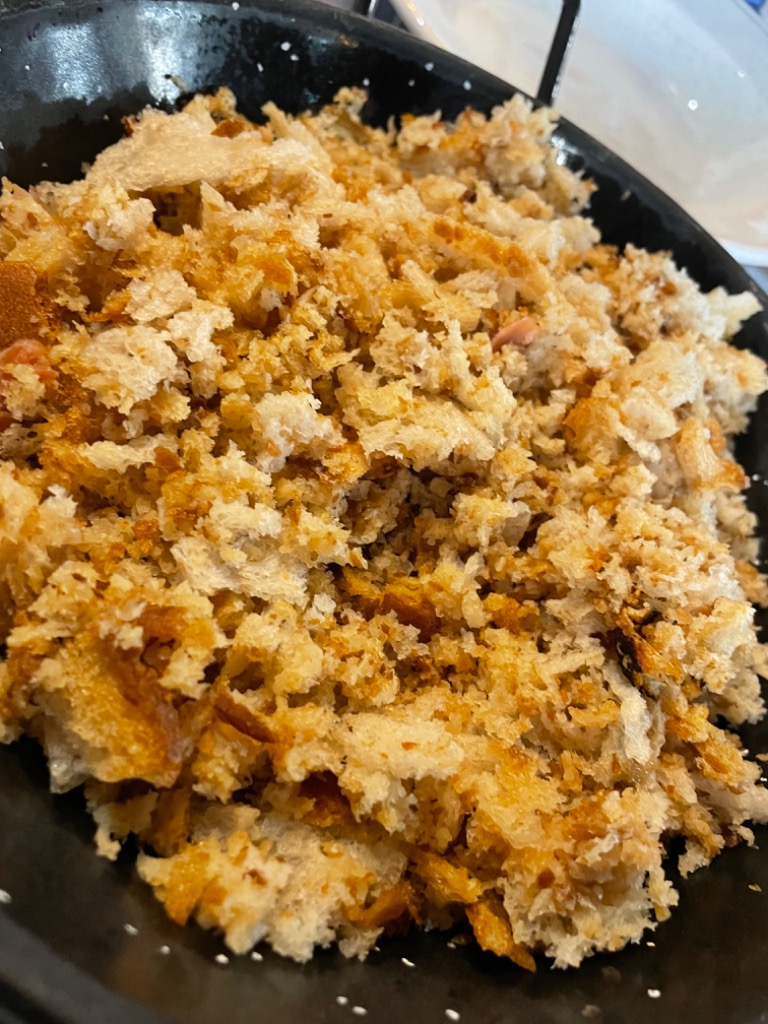 Gastronomy recommendation in Isaba: Migas de pastor