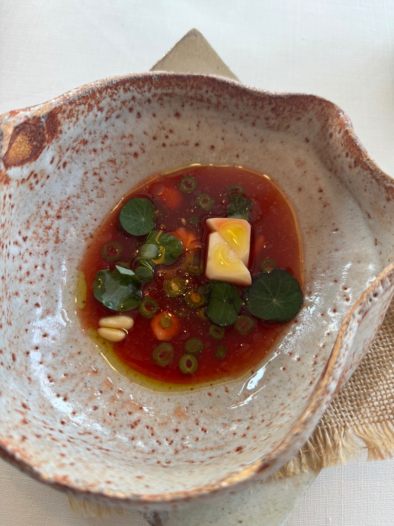 Carta de Restaurantes en Jávea, Restaurante BonAmb, Tomate fermentado con hierbas de costa