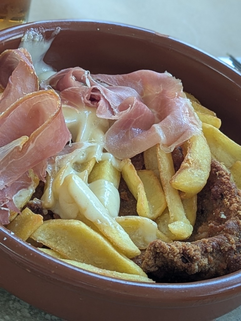 Menu of Restaurants in La Pobla Llarga, Babalù, Milanesa de ternera a la valdostana