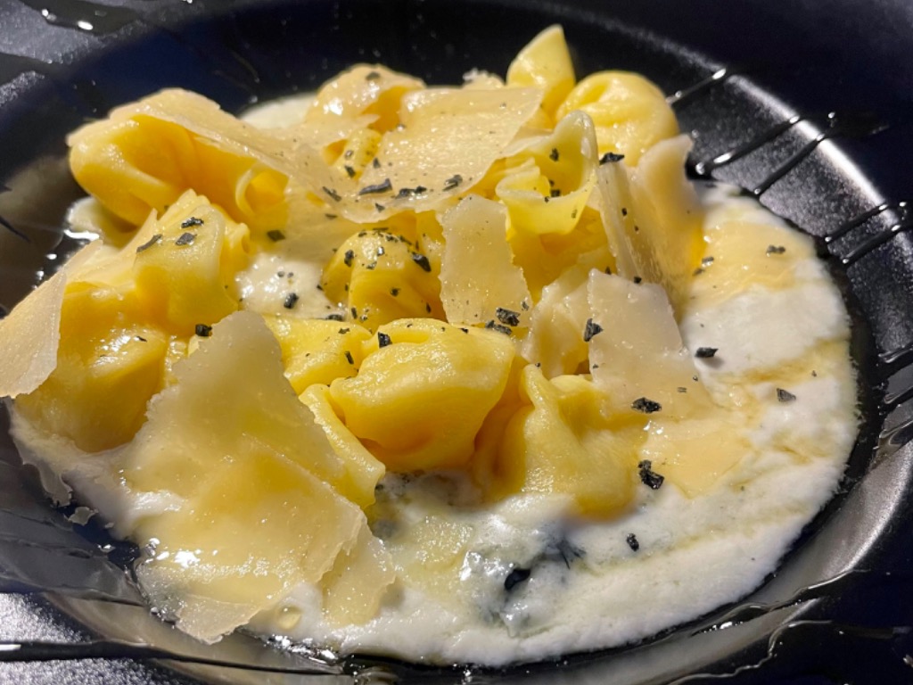 Carta de Restaurantes en Alfaz del Pi, Restaurante Mamma Perrone, Saquitos de pera con salsa gorgonzola
