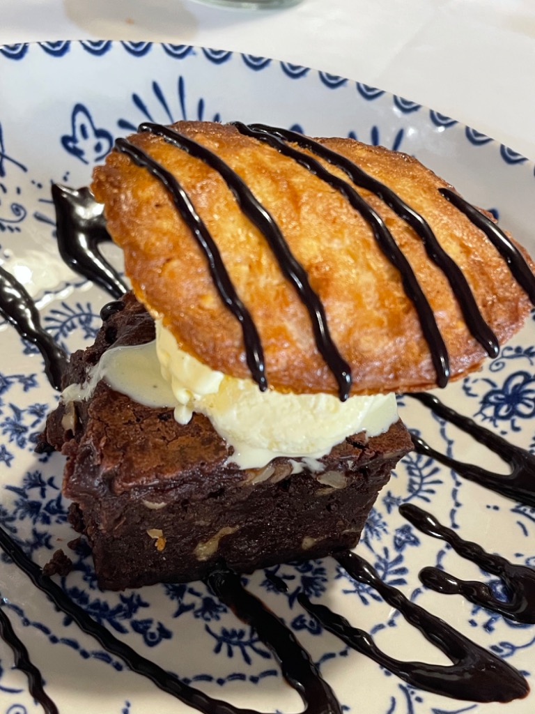 Menu of Restaurants in l'Ametlla de Mar, EL MOLÍ DELS AVIS, Brownie de chocolate