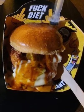 Valoración y opiniones de comida y bebida en Leganés, The champions burger, La Mejor