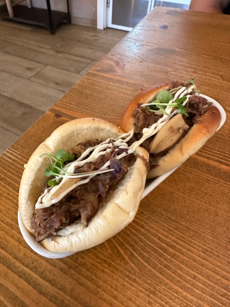 Menu of Restaurants in Llafranc, Marmara Llafranc, Pan bao de rabo de toro