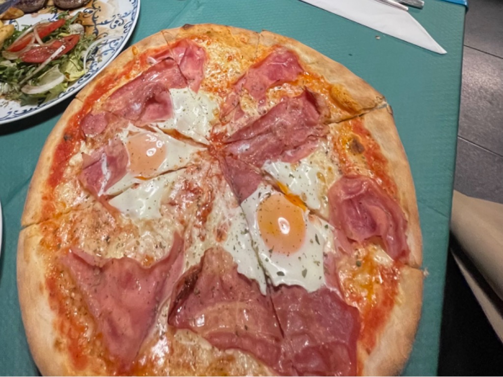Carta de Pizzerías en Llanera, Pizzería Italia, Pizza Gallina Cocode