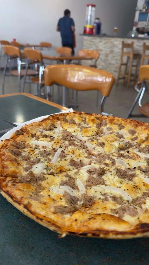 Valoración y opiniones de comida y bebida en Llorenç del Penedès, JASAN PIZZERIA KEBAB, Pizza de atún