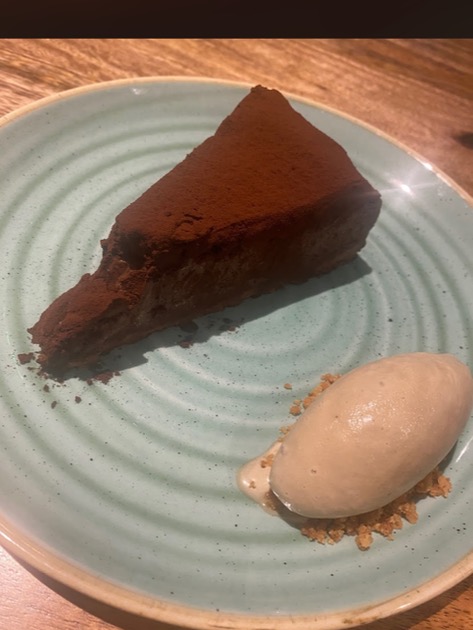 Menu of Restaurants in Madrid, ALEXS Slow Smoked BBQ, Tarta de queso y chocolate