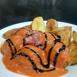 Carta de Restaurantes en Madrid, La Alpargata - Taberna Vegana, Albóndigas de mijo con salsa de pimientos