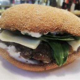 Carta de Restaurantes en Madrid, La Alpargata - Taberna Vegana, Bocadillo de setas al ajillo con espinacas y queso
