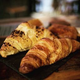 Carta de Restaurantes en Madrid, L'Adoré, Croissant frances