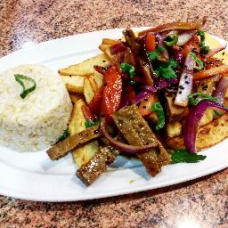 Carta de Restaurantes en Madrid, Los Andenes Vegan, Lomo saltado vegano