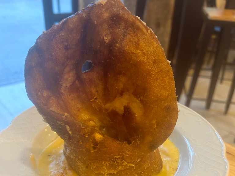 Carta de Bares en Madrid, Taberna 4 Tapas, Oreja cuchifrita
