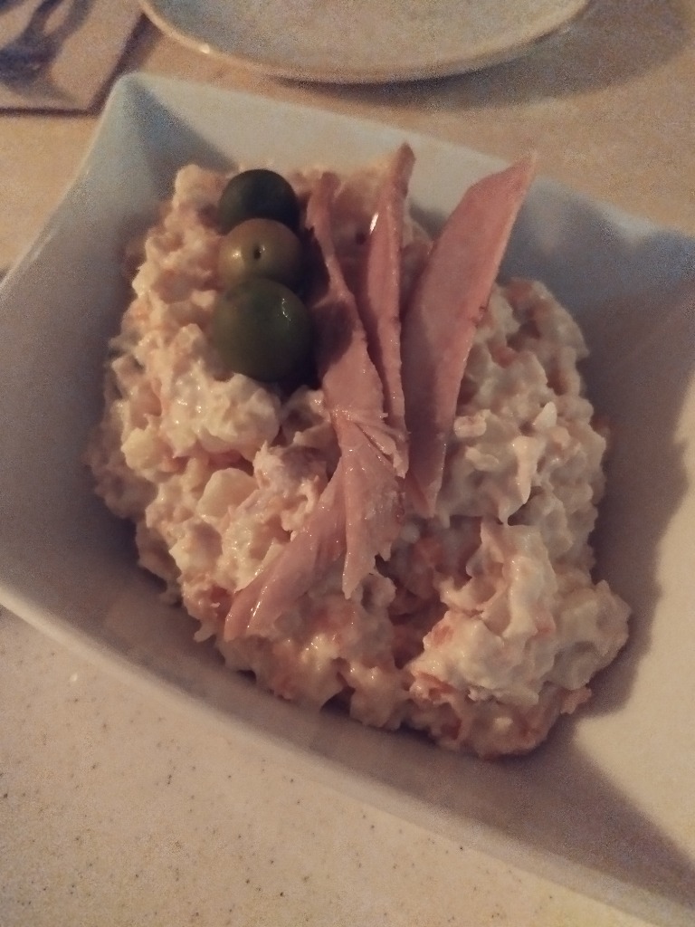 Menu of Restaurants in Madrid, Válgame Dios, Ensaladilla