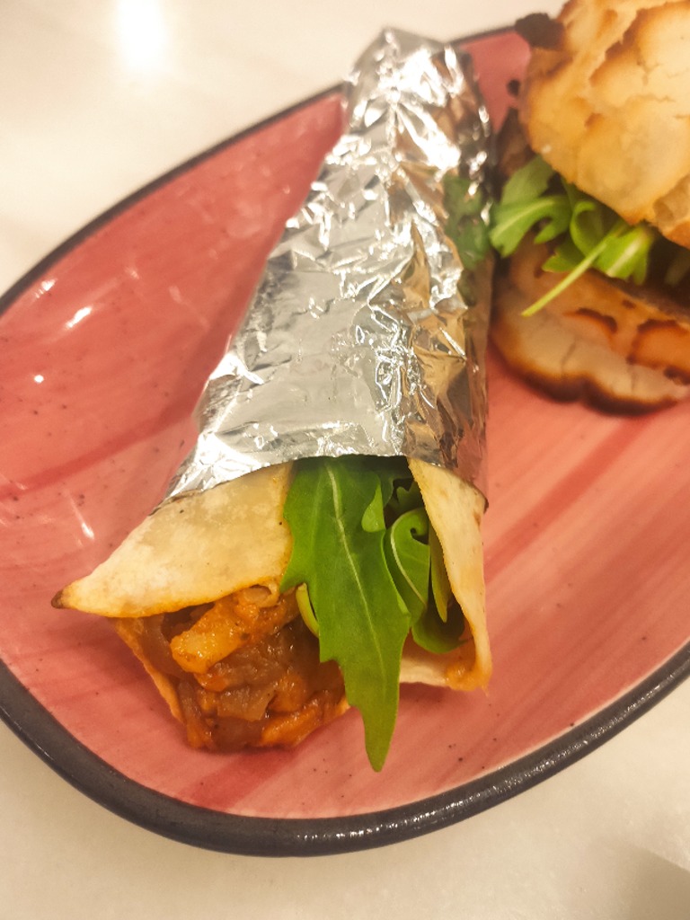 Carta de Restaurantes en Marbella, Taberna Casa Blanca Banús, Mini Kebab de Pollo