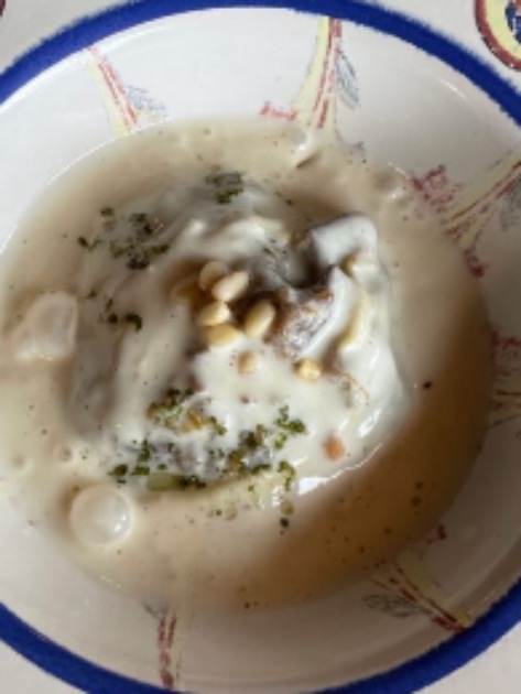 Menu of Restaurants in Medina-Sidonia, Restaurante El Duque | Medina Sidonia, Ravioli relleno de rabo de toro y cubierto con emulsión de parmesano
