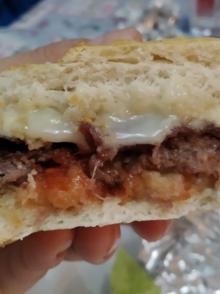 Carta de Restaurantes en Mieres del Camín, Ca'Farton, Hamburguesa de buey