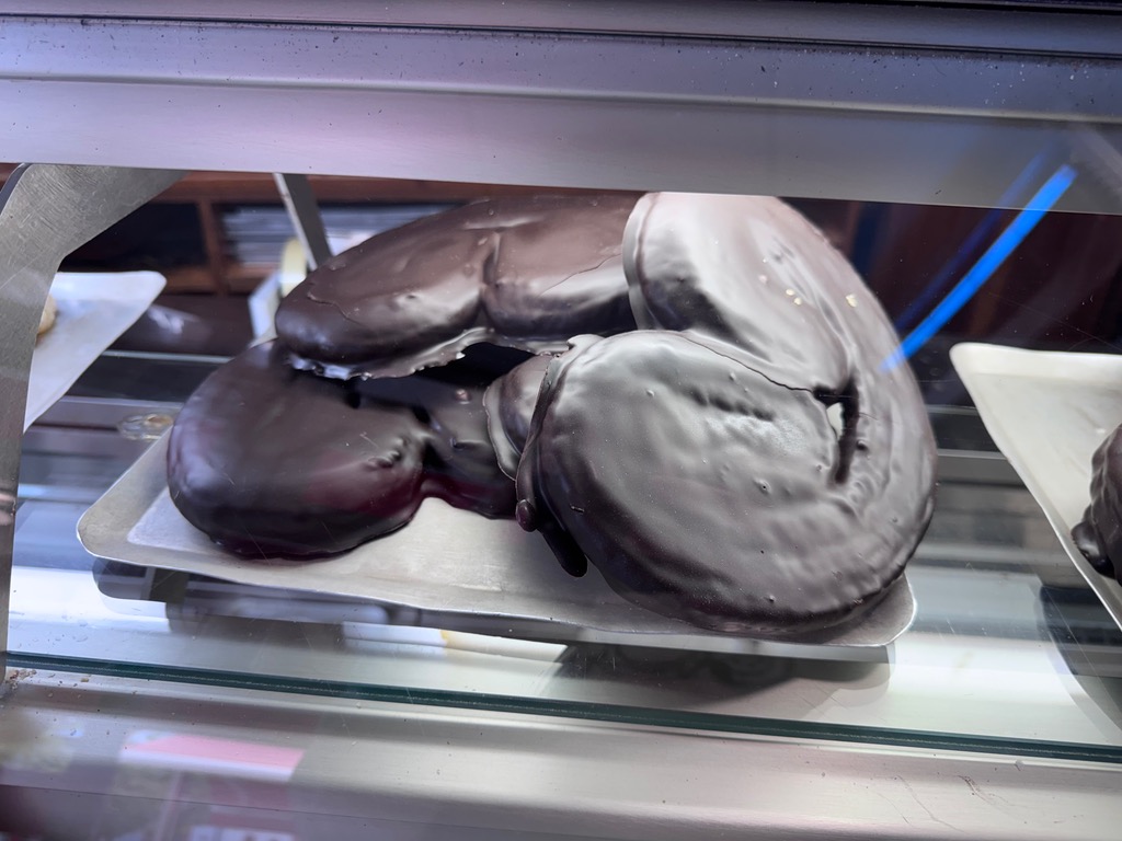 Menu of Restaurants in Mieres del Camín, Cafetería L'Artesa, Palmera de chocolate