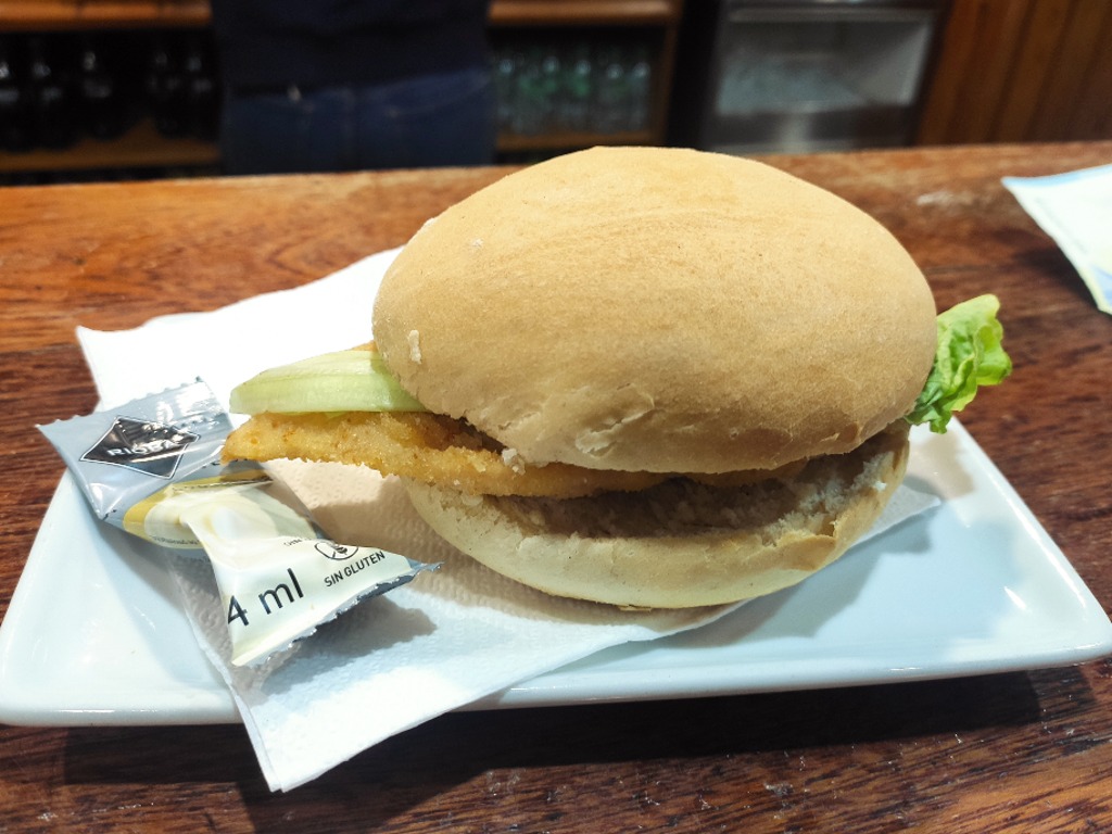 Menu of Restaurants in Mieres del Camín, Cafetería L'Artesa, Pincho de pollo