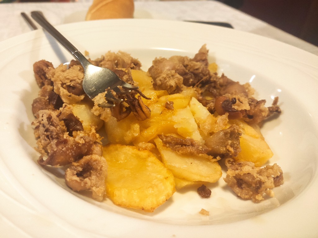 Carta de Restaurantes en Mieres del Camín, Restaurante Casa Óscar, Chipirones Alioli