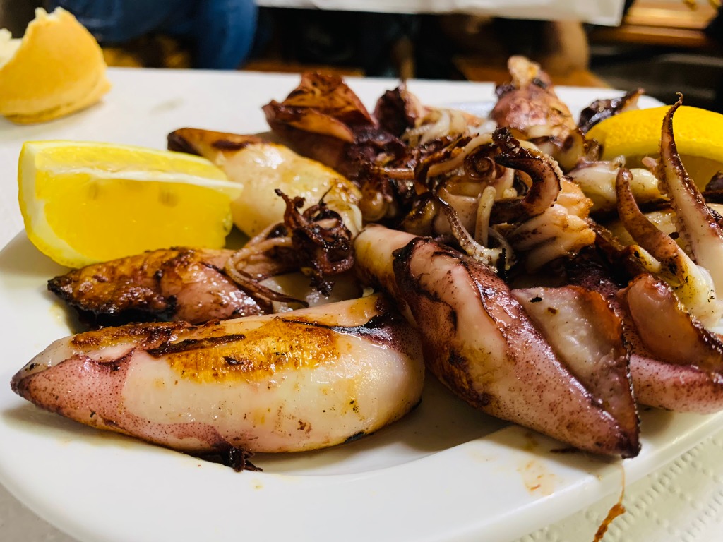 Carta de Restaurantes en Mieres del Camino, Sidrería Restaurante Casa Fulgencio, Chipirones a la plancha
