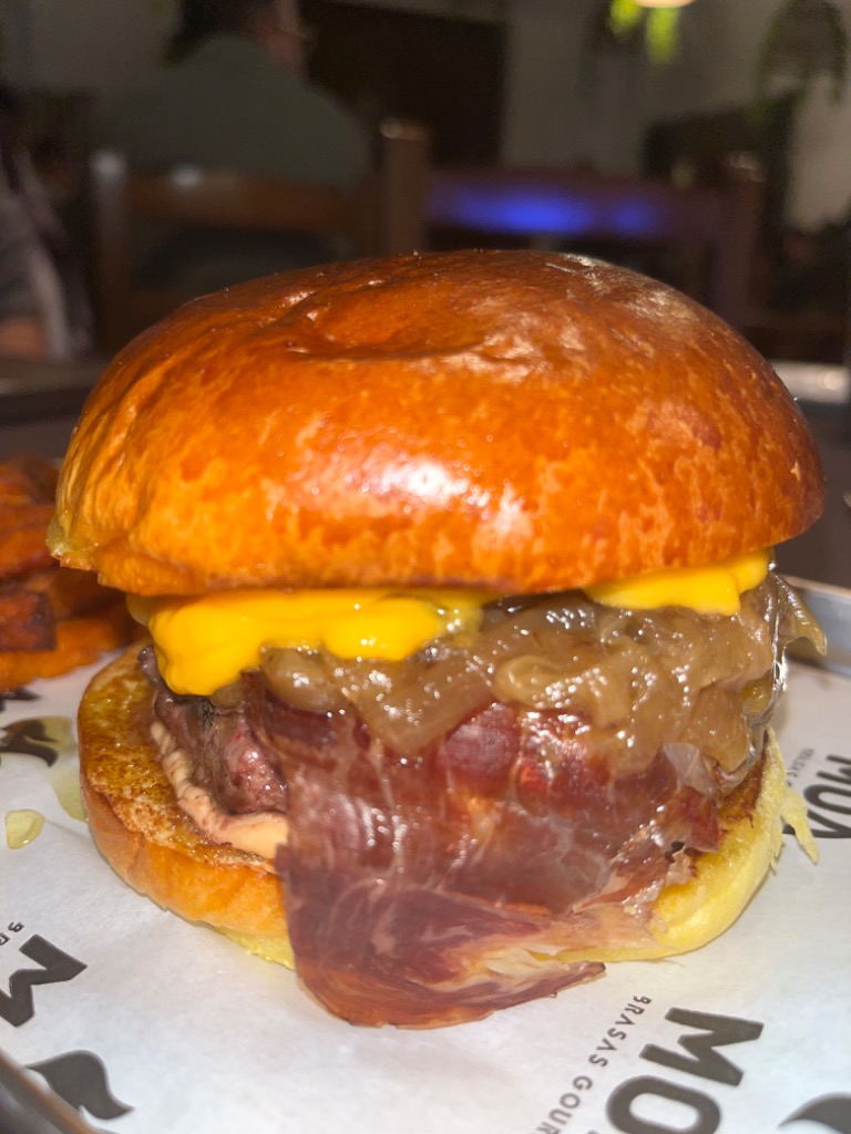 Carta de Restaurantes en Monóvar, MOA BRASAS GOURMET, Hamburguesa MBG