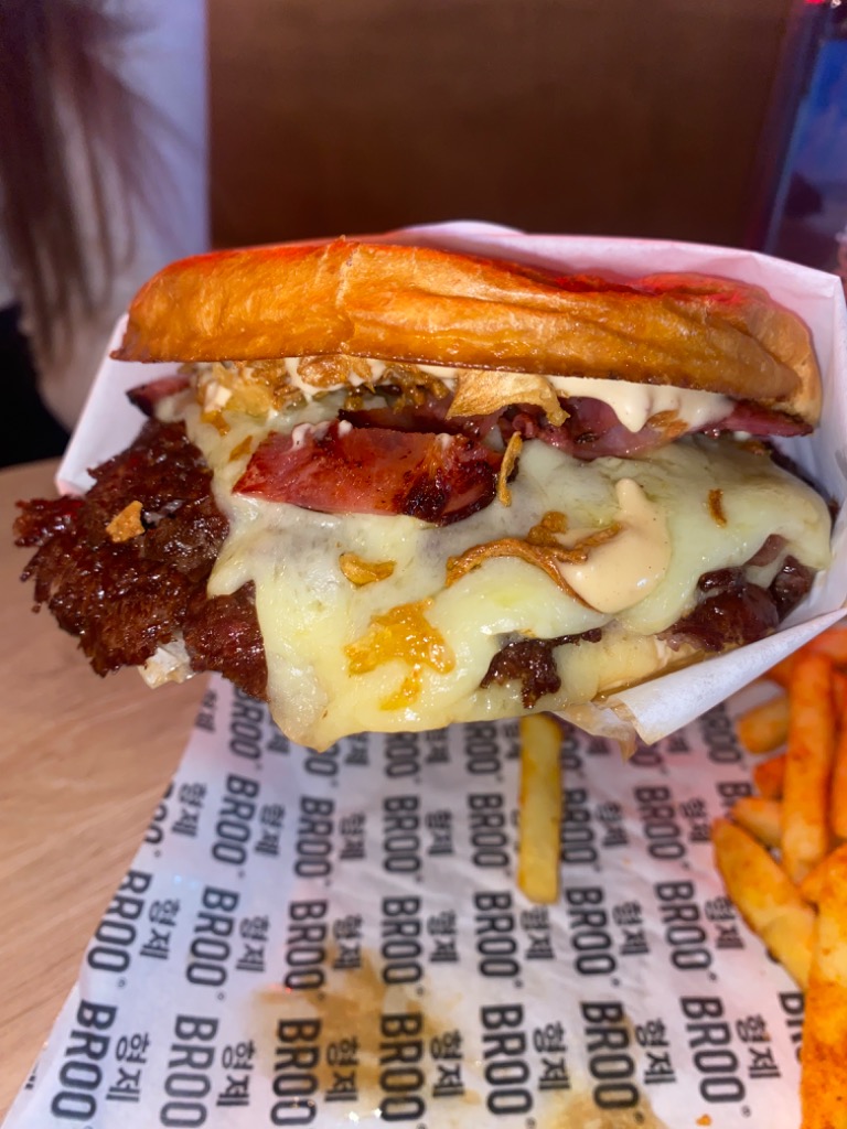 Carta de Restaurantes en Murcia, BROO | Hamburguesería en Murcia, Bbb burger