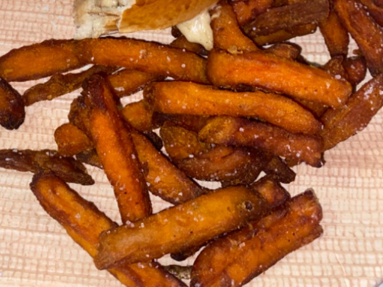 Carta de Restaurantes en Murcia, Dinamita Burger Bar, Boniato frito