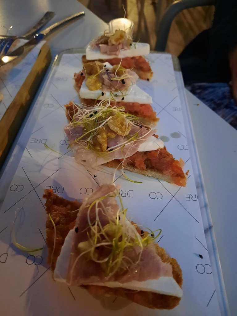 Carta de Restaurantes en Murcia, Drexco Museo, Tosta de jamón asado y queso fresco