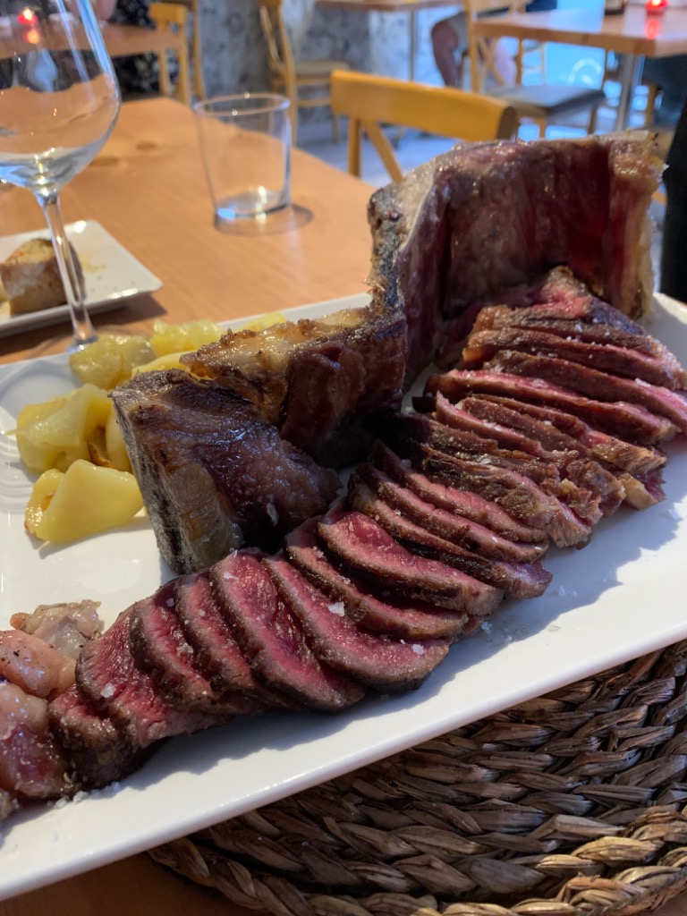 Carta de Restaurantes en Murcia, La Brasería de Carlos, CHULETÓN 🥩 DE TERNERA MINHOTA - PORTUGAL, MADURADO (75€/kg)