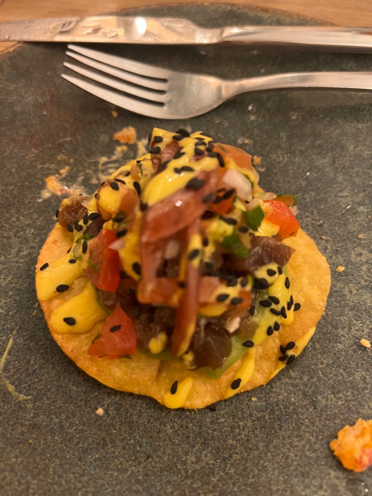 Carta de Restaurantes en Murcia, Restaurante Lionza, Tostones caribeños de tartar de atun y guacamole