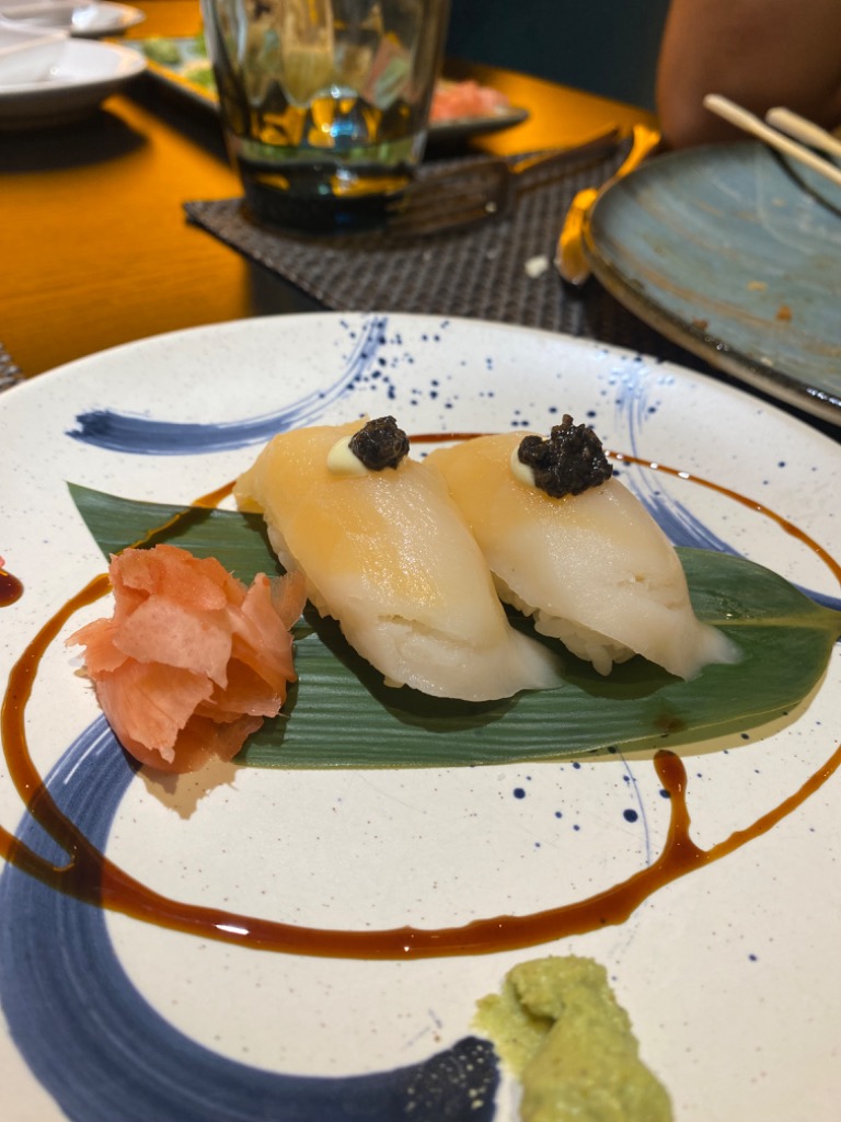 Menu of Restaurants in Murcia, YATAI Asia Restaurant, Nigiris de pez mantequilla