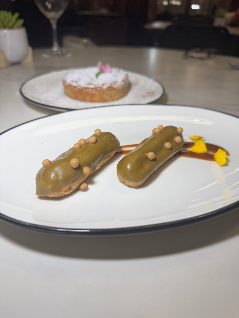 Carta de Restaurantes en Oliva, Wine & Tapas, Ecleir de pistacho