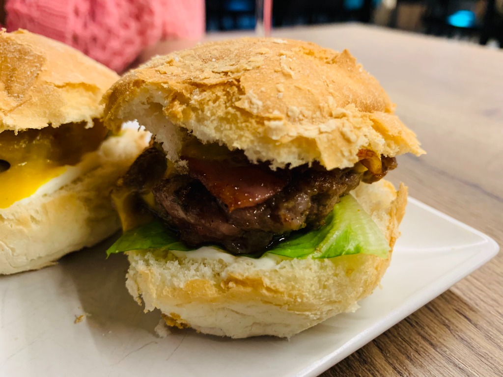 Carta de Restaurantes en Olloki, ATHIKA 21, Mini-hamburguesa de Juevintxo