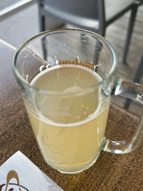 Carta de Restaurantes en Orpesa, Doña Resu, Jarra de cerveza con limon