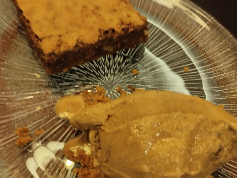 Carta de Restaurantes en Oviedo, La Vaca Asustada Oviedo Restaurante, Cremoso de chocolate con helado